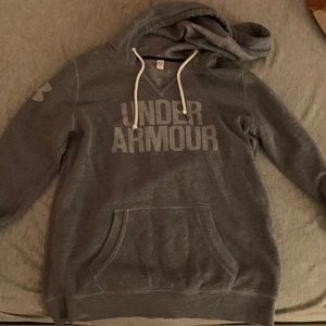 Under Armour Sweatshirt